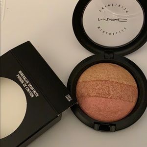 MAC mineralize skinfinish